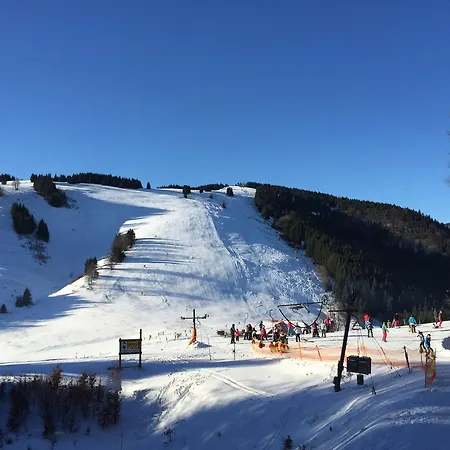 アパート Helena - Helena 2 *